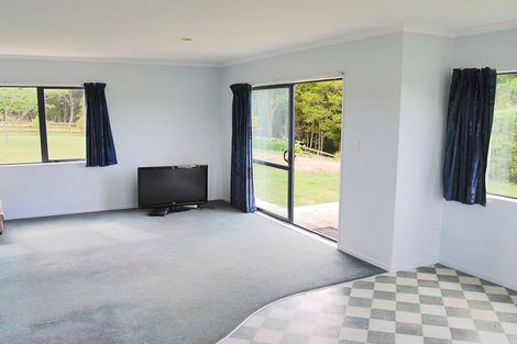 Photo of property in 255 Gibbons Road, Kaiwaka, 0573