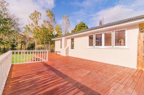 Photo of property in 587 Pa Valley Road, Alfredton, Eketahuna, 4993