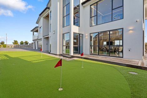 Photo of property in 8 Ridgelea Road, Long Bay, Albany, 0792