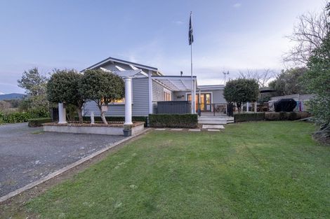 Photo of property in 1070 Queen Street East, Levin, 5510