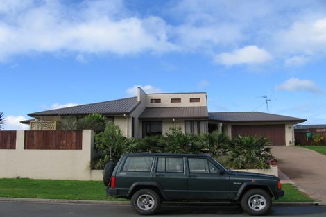 Photo of property in 1 Bayswater Court, Huntington, Hamilton, 3210