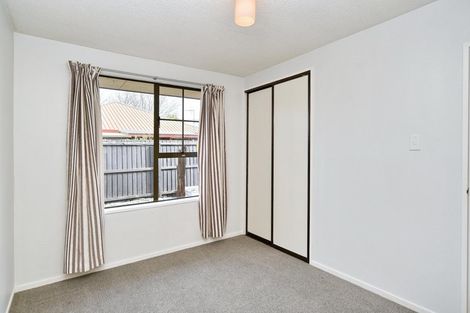 Photo of property in 2/106 Reynolds Avenue, Bishopdale, Christchurch, 8053