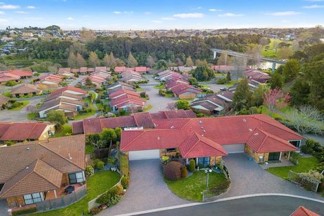 Photo of property in 63 Grosvenor Gardens, Flagstaff, Hamilton, 3210