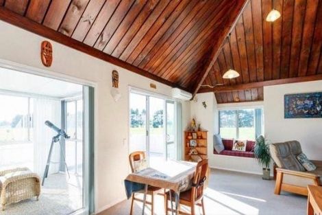 Photo of property in 95 Wikiriwhi Crescent, Awapuni, Palmerston North, 4412