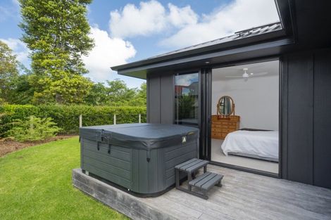 Photo of property in 12 Serenity Drive, Omokoroa, 3114