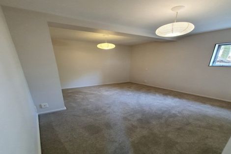 Photo of property in 70a Seaview Road, Castor Bay, Auckland, 0620