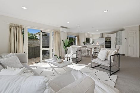 Photo of property in 16a Goods Road, Otumoetai, Tauranga, 3110