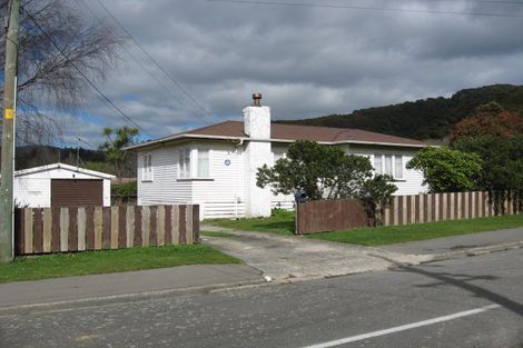 Photo of property in 3 Puriri Street, Wainuiomata, Lower Hutt, 5014