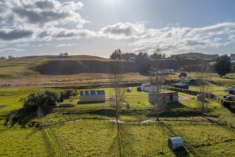 Photo of property in 60 River Road, Otane, Waipawa, 4271