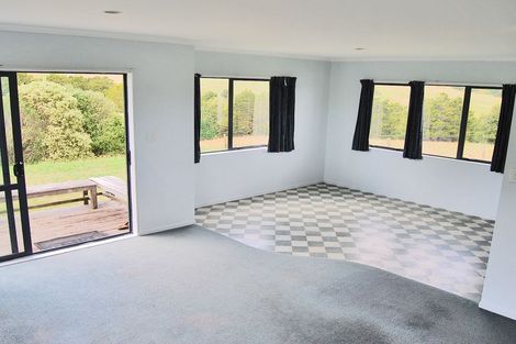 Photo of property in 255 Gibbons Road, Kaiwaka, 0573