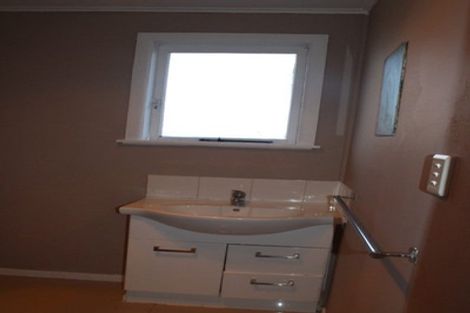 Photo of property in 1 Daniel Avenue, Mangere East, Auckland, 2024