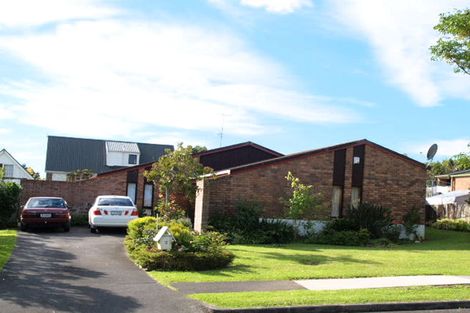 Photo of property in 6 Fieldstone Court, Northpark, Auckland, 2013