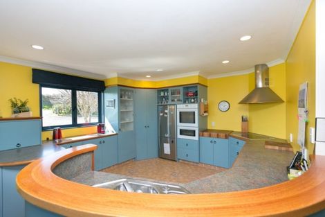 Photo of property in 930 Upland Road, Egmont Village, New Plymouth, 4372