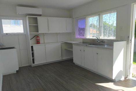 Photo of property in 97 Mcleod Road, Te Atatu South, Auckland, 0610