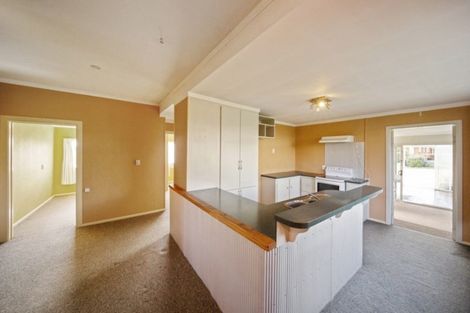 Photo of property in 124 Miranda Street, Stratford, 4332