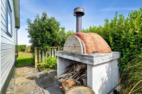 Photo of property in 10 Rosemount Road, Waverley, 4591