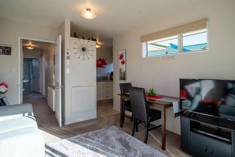 Photo of property in 7/24 Avonhead Road, Avonhead, Christchurch, 8042