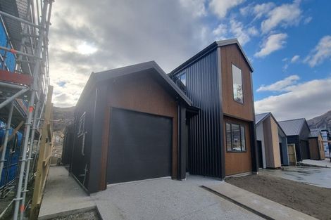 Photo of property in 16 Grain Close, Jacks Point, 9371