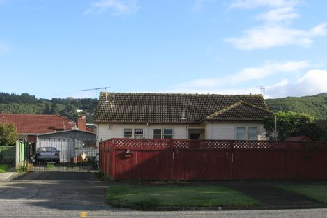 Photo of property in 1257 High Street, Taita, Lower Hutt, 5011