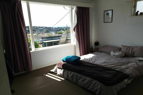 Photo of property in 28 Quebec Road, Milford, Auckland, 0620
