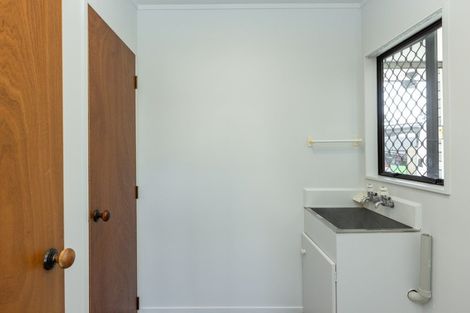 Photo of property in 24b Kotuku Place, Taradale, Napier, 4112