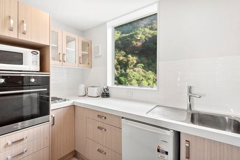 Photo of property in Matai Moana, 3/178 Oriental Parade, Oriental Bay, Wellington, 6011
