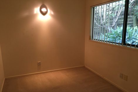 Photo of property in 86 Hattaway Avenue, Bucklands Beach, Auckland, 2012