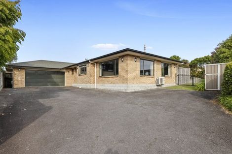Photo of property in 28a Poplar Grove, Whalers Gate, New Plymouth, 4310