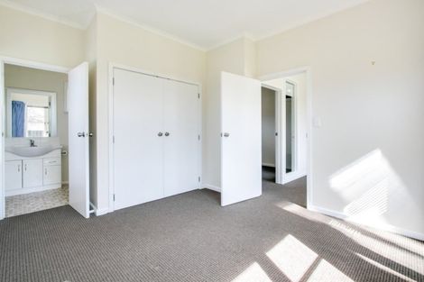 Photo of property in 100 Guppy Road, Taradale, Napier, 4112