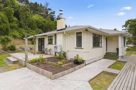 Photo of property in 52 Ruahine Street, Paraparaumu, 5032