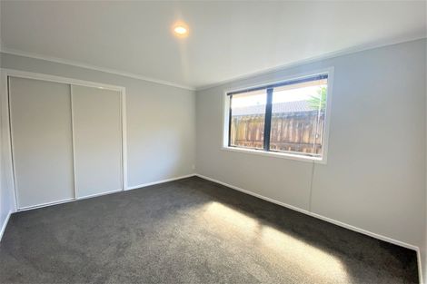 Photo of property in 24 Caltra Place, East Tamaki, Auckland, 2016