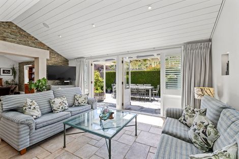 Photo of property in 21 Anglesea Street, Arrowtown, 9302