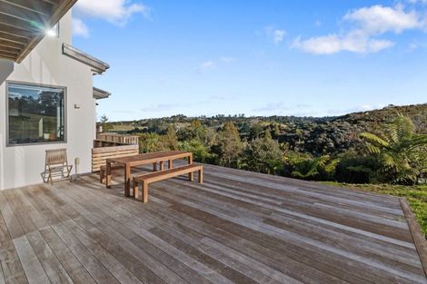 Photo of property in 8 Ridgelea Road, Long Bay, Albany, 0792