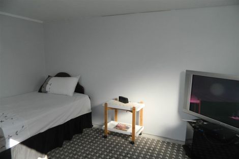 Photo of property in 10 Webb Avenue, Levin, 5510