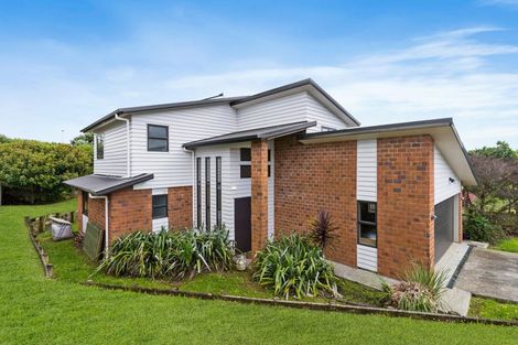 Photo of property in 127 Keri Vista Rise, Papakura, 2110