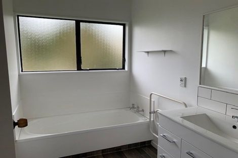 Photo of property in 48b Garland Drive, St Andrews, Hamilton, 3200