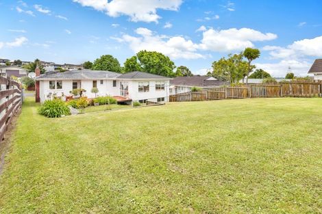 Photo of property in 5 Opal Avenue, Pakuranga, Auckland, 2010