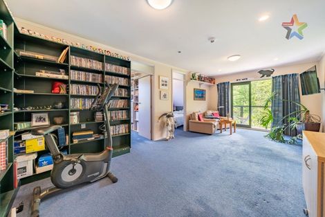 Photo of property in 168 Miromiro Road, Normandale, Lower Hutt, 5010