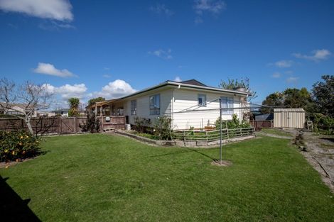 Photo of property in 30 Mahana Road, Ngatea, 3503