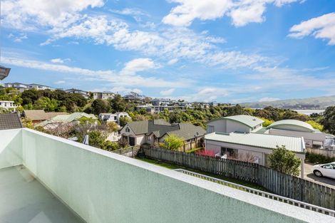 Photo of property in 31 Lanyon Place, Whitby, Porirua, 5024