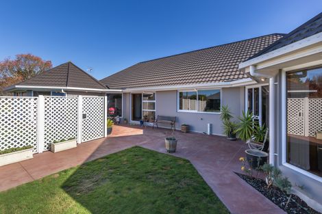 Photo of property in 125 Winters Road, Mairehau, Christchurch, 8052