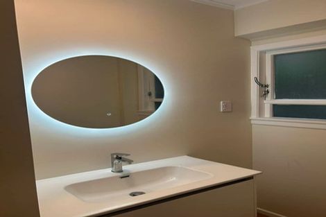 Photo of property in 23 Huntingdon Street, Northland, Wellington, 6012