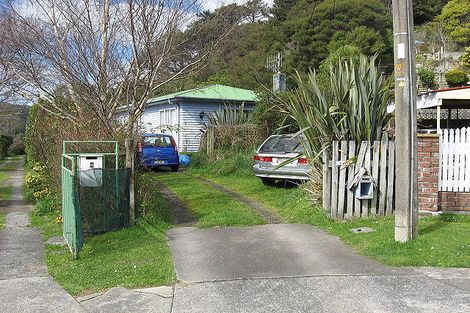 Photo of property in 2 Karaka Street, Wainuiomata, Lower Hutt, 5014