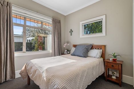 Photo of property in 2 Kenwyn Avenue, St Albans, Christchurch, 8052