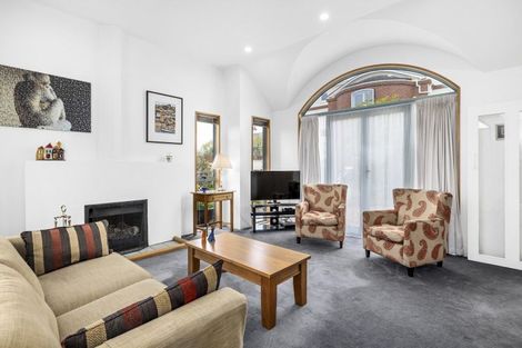 Photo of property in 60 Drivers Road, Maori Hill, Dunedin, 9010