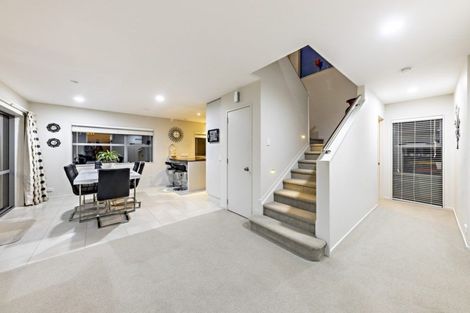 Photo of property in 34 Pickaberry Avenue, Karaka, Papakura, 2113