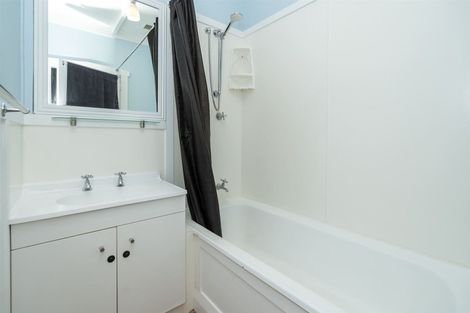 Photo of property in 130a Forest Lake Road, Forest Lake, Hamilton, 3200