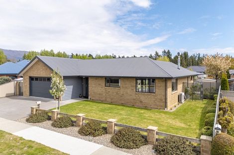 Photo of property in 8 Henderson Drive, Alexandra, 9320