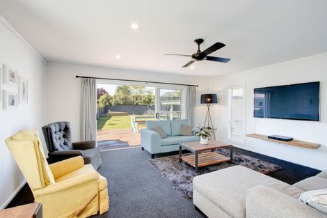 Photo of property in 3 Rakau Street, Havelock North, 4130