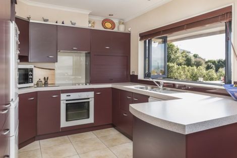 Photo of property in 3 Kinder Street, Acacia Bay, Taupo, 3330